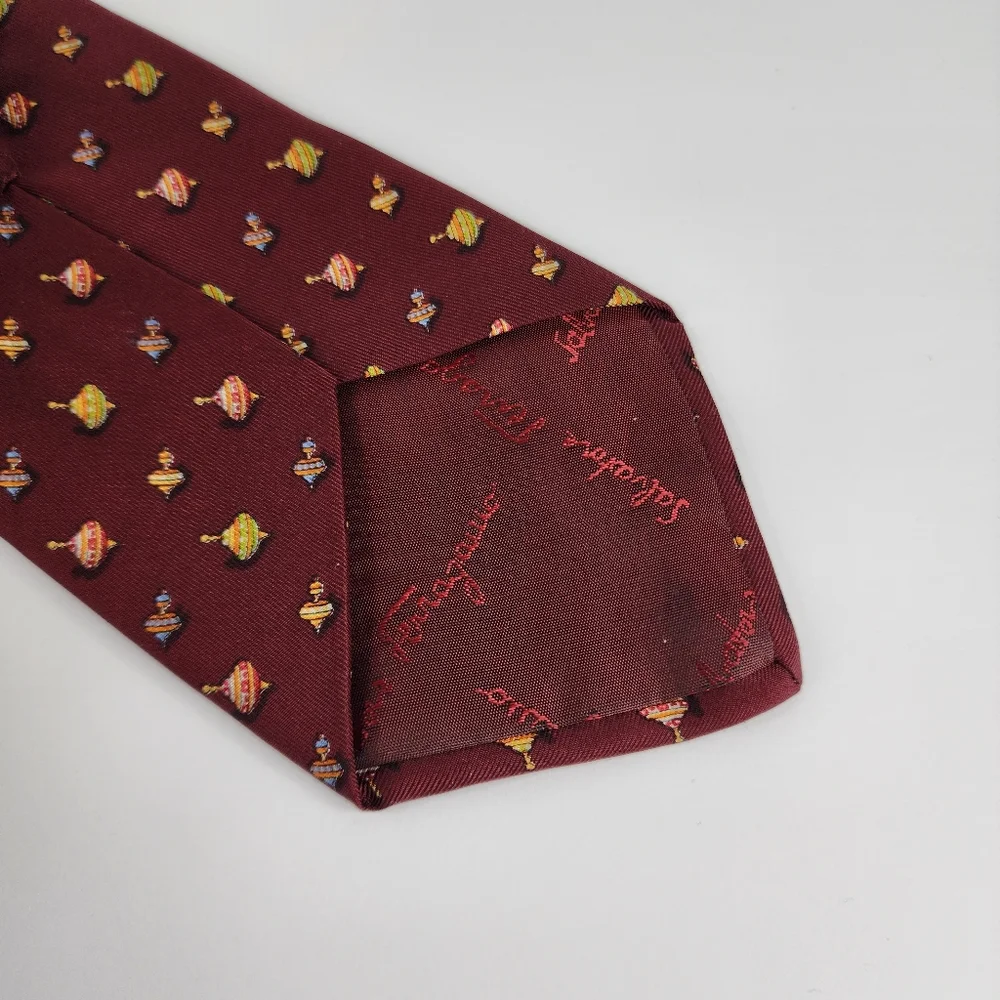 SALVATORE FERRAGAMO Red Tops Silk Tie.